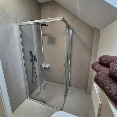 Wypoczynek Nad Zatoka 게스트하우스 4*